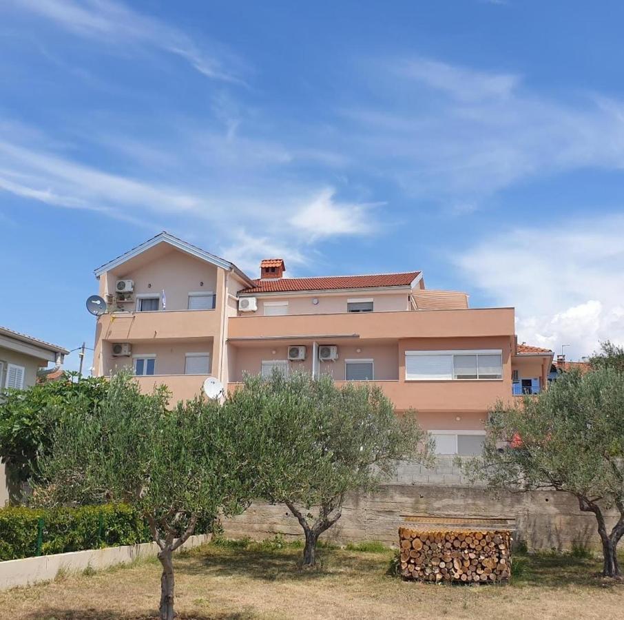 Apartment Beverly Kozino - By The Sea With Free Parking 外观 照片